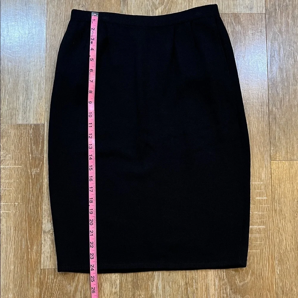 VTG Marie St. John Black Skirt Size 8 Santana Knit Pockets Straight Pencil EUC